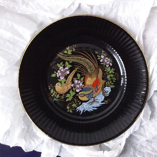 Royal Tara - Collector's Plate - Oriental Style Golden Pheasants , Black With Gold Rim