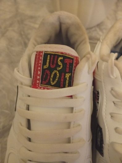 Nike Air Force 1 82s Trainers