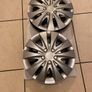 Set of 4 hubcaps in excellent condition Image 5
