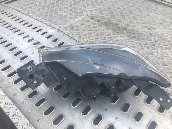 mazda cx3 head light