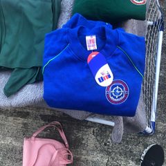 girls school uniform