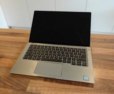 DELL Latitude 7400 2-in-1 360 Rotated Touchscreen Laptop
