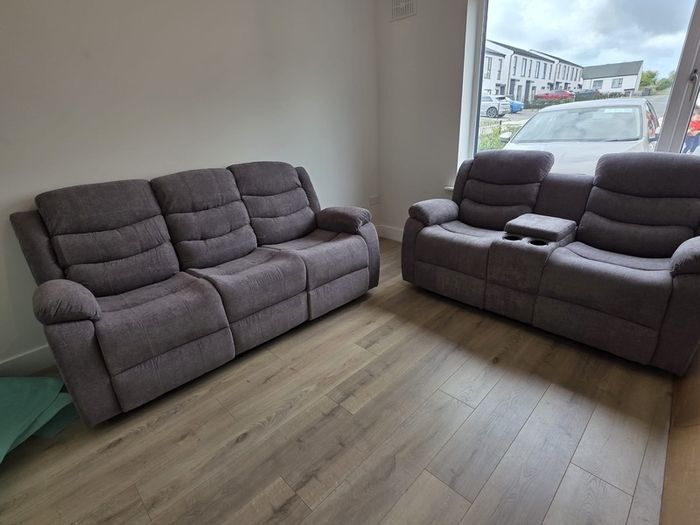 New Sorrento Full Recliner Sofa Sets