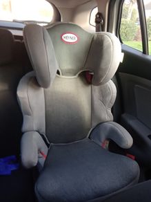 childs car seat