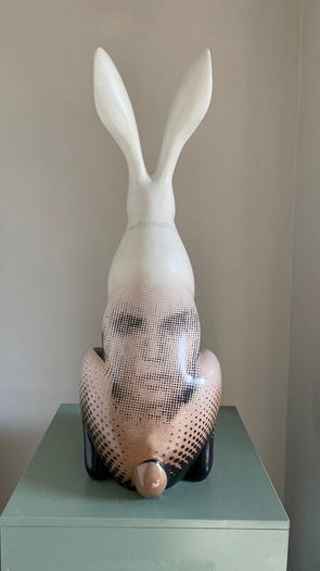 Hare Sculptor