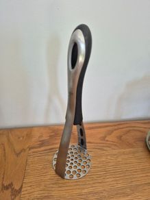 potato masher - Jamie Oliver