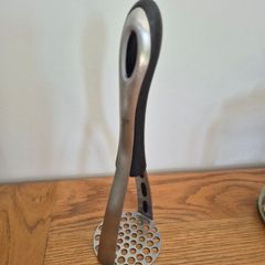 potato masher - Jamie Oliver