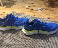 Saucony tempus 2