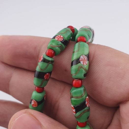 Antique Venetian Style Floral Parrot Green Glass Beads Necklace