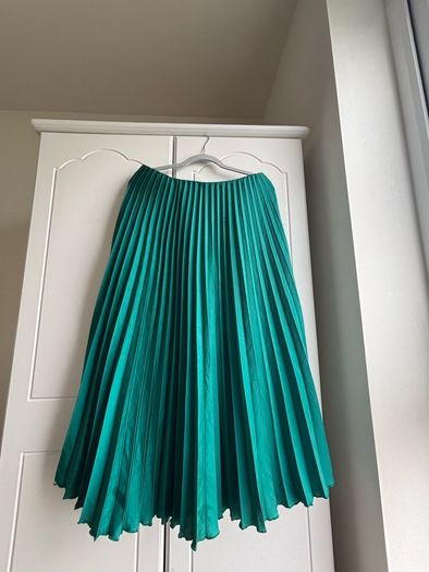 Zara Satin Emerald Green Pleated Midi Skirt