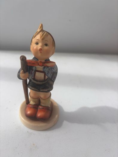 Vintage Goebel Figurine