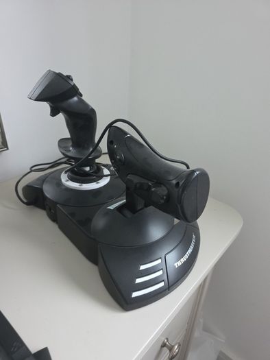 thrustmaster T flight- flight controls Xbox