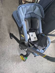 2-in-1 Infant Car Seat & Stroller (Doona Style)
