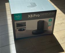 Eufy X8 Pro Robot Vacuum / Hoover