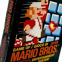 Super Mario Bros Mattel 5 Screw Version for Nintendo NES - Boxed and Rare