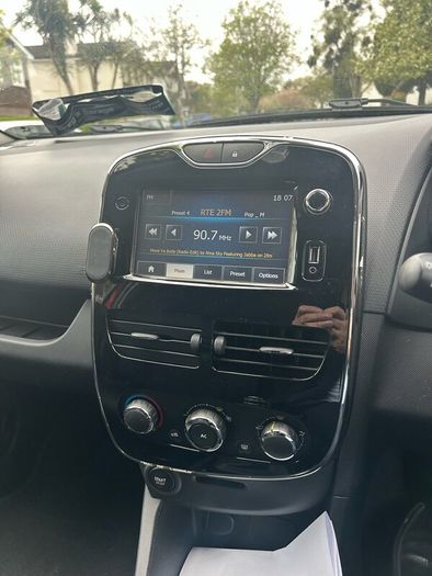 Renault Clio 2015 in excellent condition