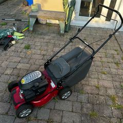 Lawnmower: Castelgarden XC43 Petrol Walk-Behind Lawnmower