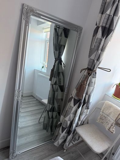 mirror