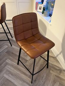 Island chairs