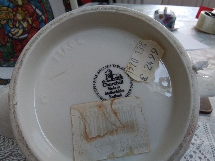 Large Churchill Teapot