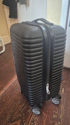 RyanAir Suitcase