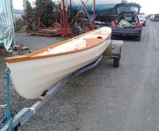 Rowing dinghy