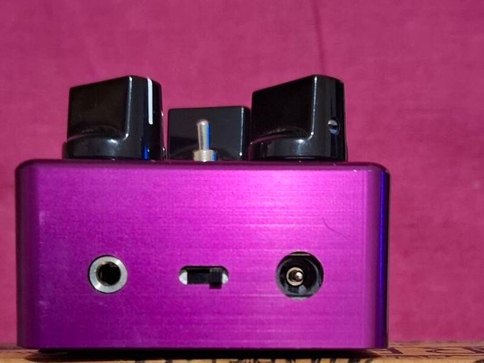 Suhr Riot Distortion Pedal
