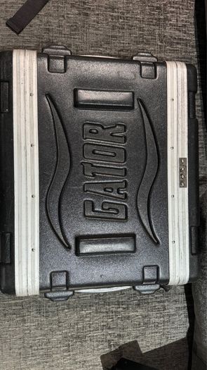 Gator 2u Shallow Rack