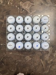 Bridgestone golf balls (20)