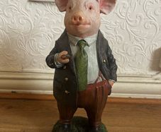 Pig Statue Ornament