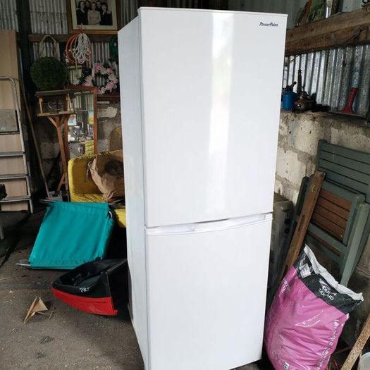 Fridge freezer