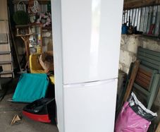 Fridge freezer