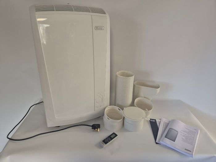 De'Longhi Pinguino PAC N82 Eco Portable Air Conditioning With Remote 2.4Kw/9000Btu 240V