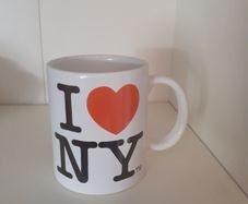 love NYC mug