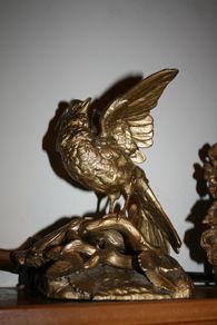 Antique gold heavy statue ornament bird