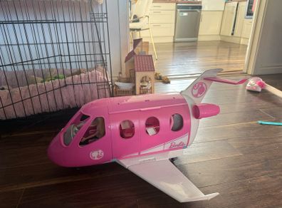 Barbie Dream Plane Jet with Pilot Doll Playset