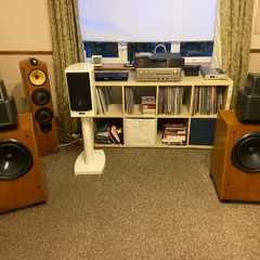 Kef 105/2 speakers