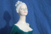REGAL LADY (Royal Doulton HN 2709) - a finely produced figurine (1970's / 1980's). 7 5/8" (193mm) height.
