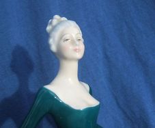 REGAL LADY (Royal Doulton HN 2709) - a finely produced figurine (1970's / 1980's). 7 5/8" (193mm) height.