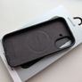 Nomad Modern Leather Case for iPhone 17 Image 2