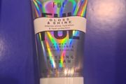FUL Gloss and Shine Styling Cream Lightweight Anti-Frizz  40ml. 2 available. RRP12 in Boots