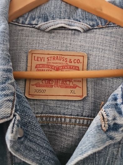 levi  jacket
