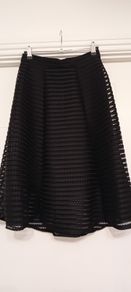 Ladies Elegant Skirt Size 8-10