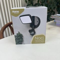 Noci adjustable PIR floodlight