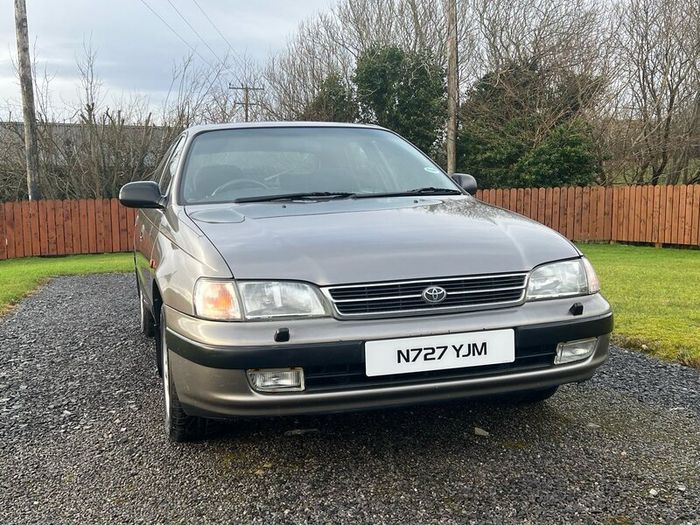 Toyota Carina e 2.0 Executive