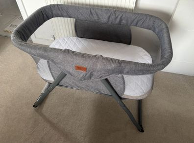 Baby elegance kangu crib cot