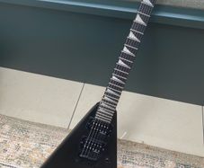 Jackson JS1X Rhoads Minion Satin Black