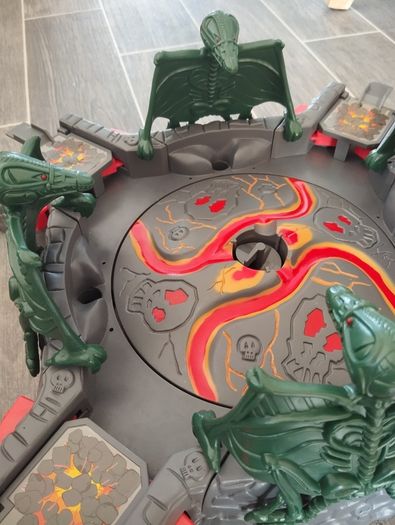 Lava Battle  Vintage Action Board Game