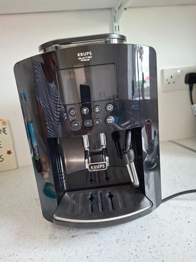 KRUPS Arabica Digital Espresso | Bean to Cup Coffee Machine | Black | EA817040