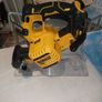 DeWalt circular saw Image 4